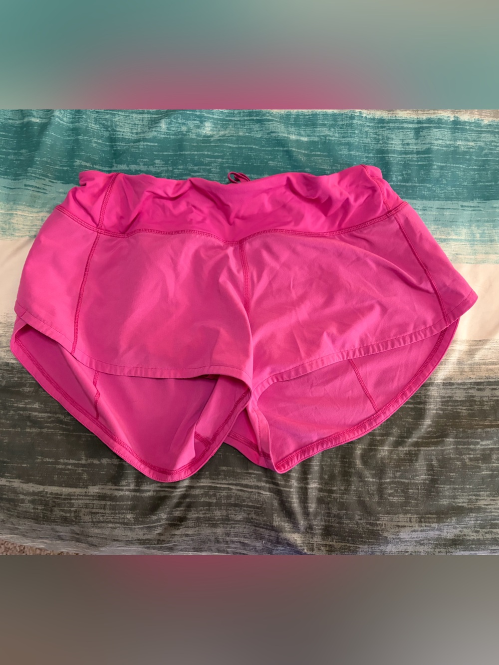 Lululemon Size 6 Women's Pink Running Shorts